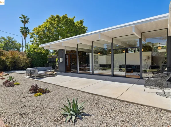 2682 San Antonio Dr, Walnut Creek, CA 94598