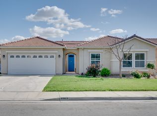 2202 Via Lazio Ave, Delano, CA 93215