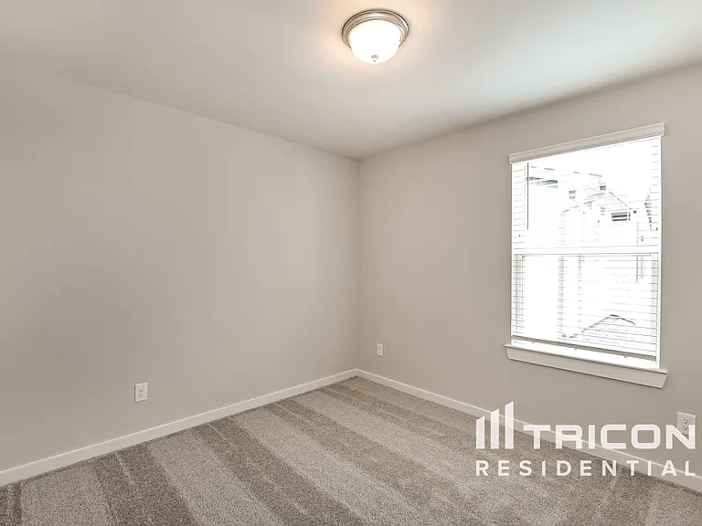 Tricon Peek Road — Photo 54