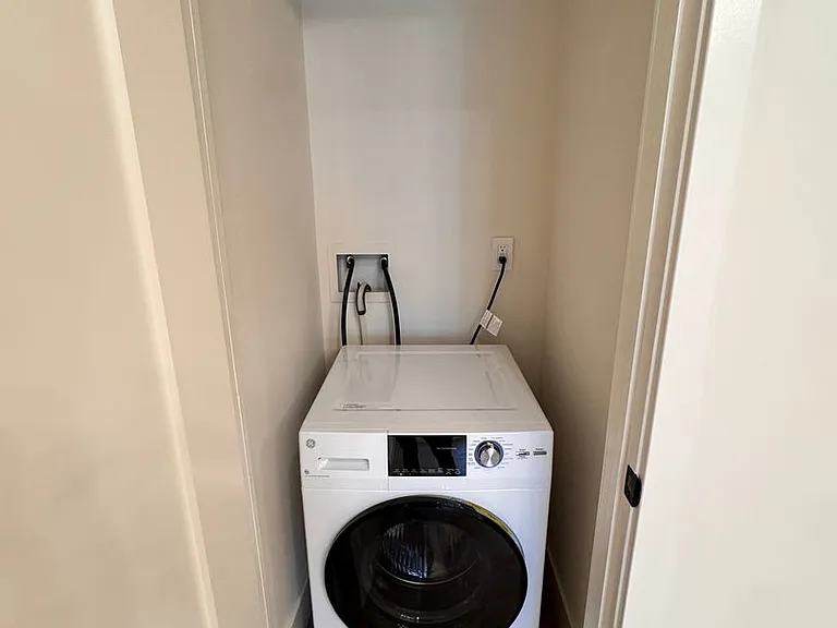 121 Ximeno Ave #6 — Photo 19