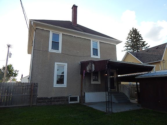2nd image of 205 N 5th St