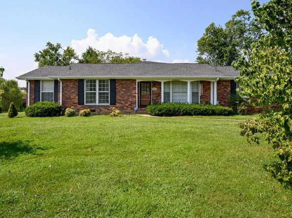 114 Chiroc Rd, Hendersonville, TN 37075
