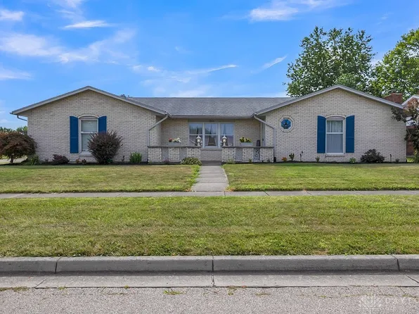 1304 Chelsea Ave, Vandalia, OH 45377