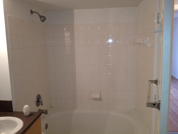 3rd image of 2891 NE 185th St APT 1003