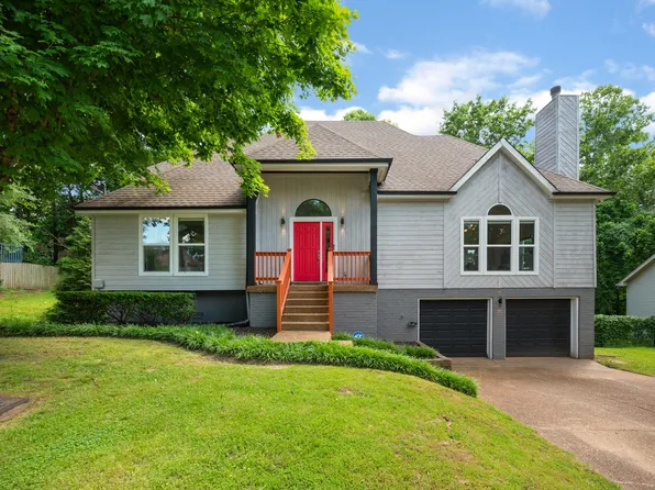 3257 E Lake Dr, Nashville, TN 37214