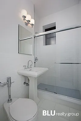 Sold by BLU Real Estate | media 4