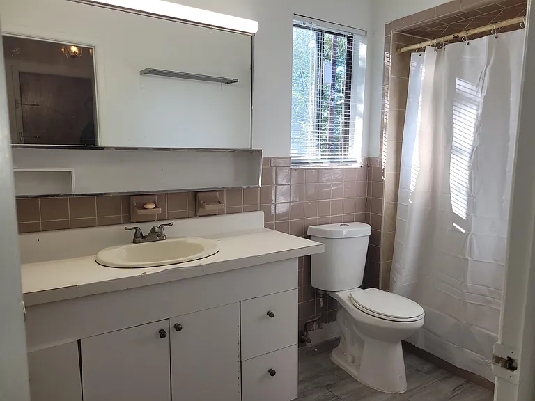 15 Reserve Ave #2 — Photo 6