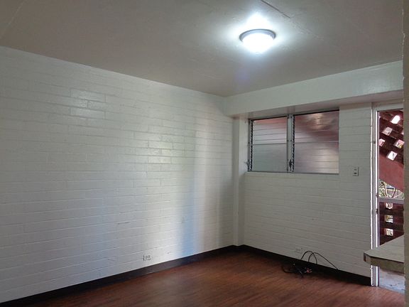 5th image of 215 Paoakalani Ave APT 8