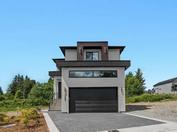 13605 231st St, Maple Ridge, BC V2X 6S1