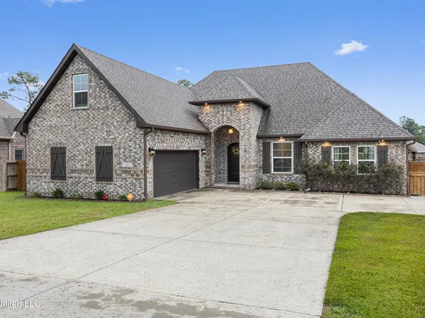 2987 Rue Acadian Gdns, Biloxi, MS 39532