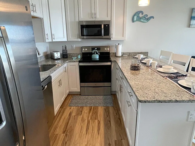 315 Ocean Blvd #204 — Photo 11