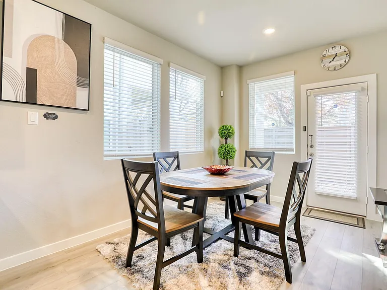 3110 Moontide Ln — Photo 8