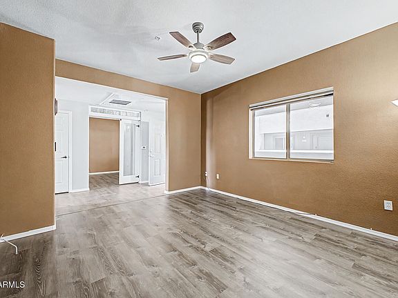 5th image of 920 E DEVONSHIRE Avenue #3031