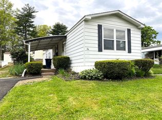 34 1st Ave, Westfield, MA 01085
