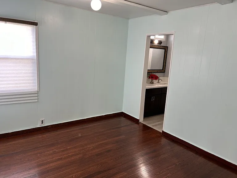 1229 Maple Ave — Photo 13