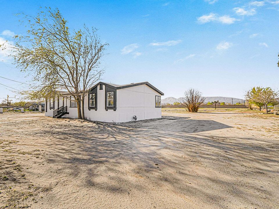 1st image of 9820 E Palmdale Blvd