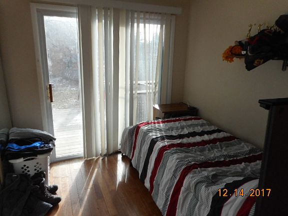 5th image of 163 Bridgewood Dr