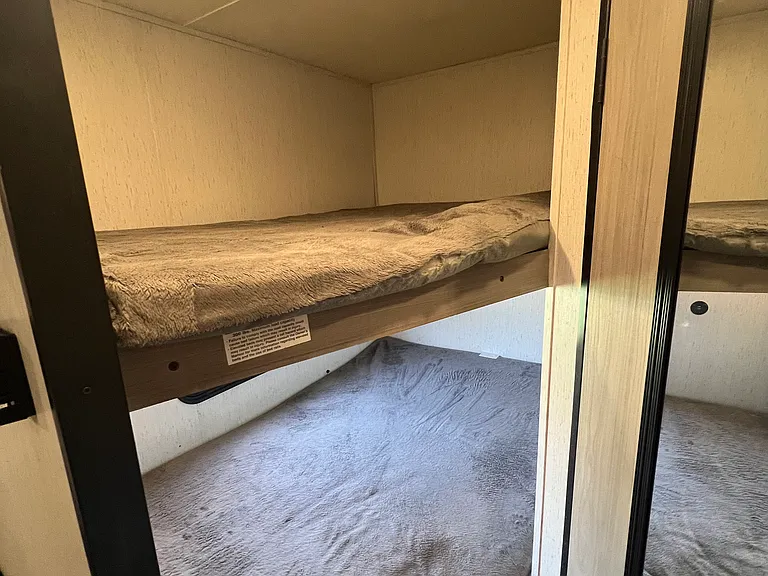 1130 Heron Ln #RV5 — Photo 8