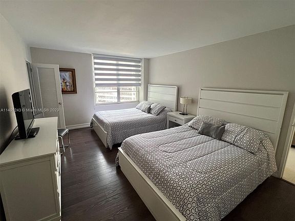 5th image of 5161 Collins Ave APT 910