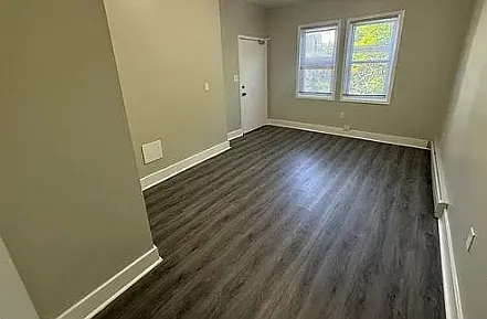 4 bed, $2,450 — Photo 4