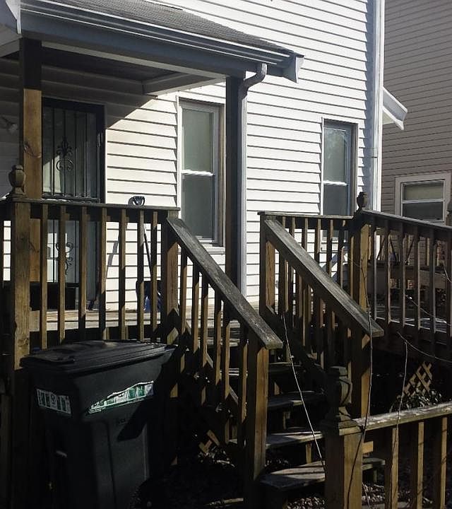 2nd image of 3429 Evanston Ave