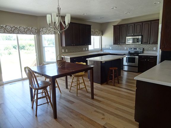 Kitchen, mountain view