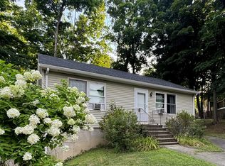 5 Liberty St, Ipswich, MA 01938