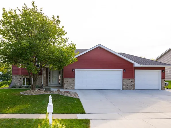 704 15th Ave NW, Kasson, MN 55944