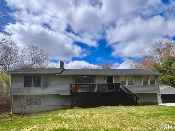 73 Airline Road, Clinton, CT 06413