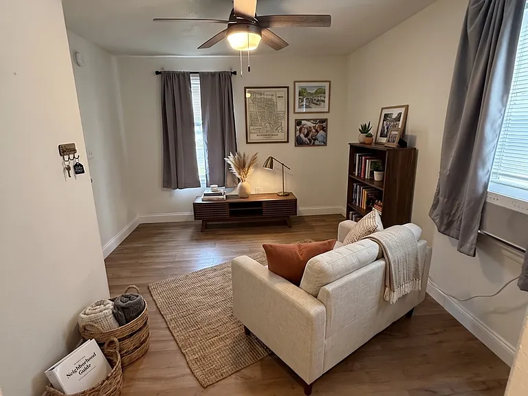1806 Crescent Ave — Photo 14