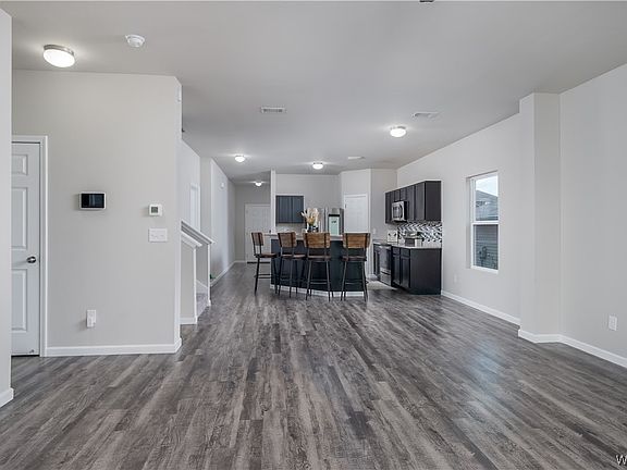 2nd image of 231 Center Field Dr