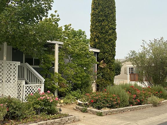 5th image of 2111 Kings Hwy Space 22