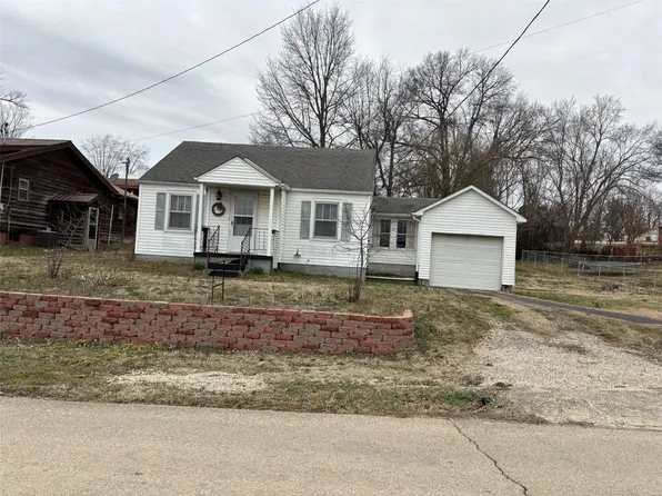 705 Crown St, Marble Hill, MO 63764