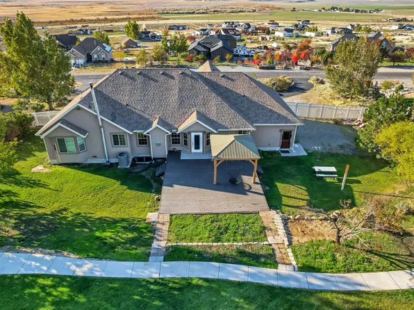 2138 W Deer Run Dr, Stockton, UT 84071