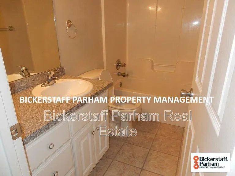 7455 McKee Rd — Photo 15