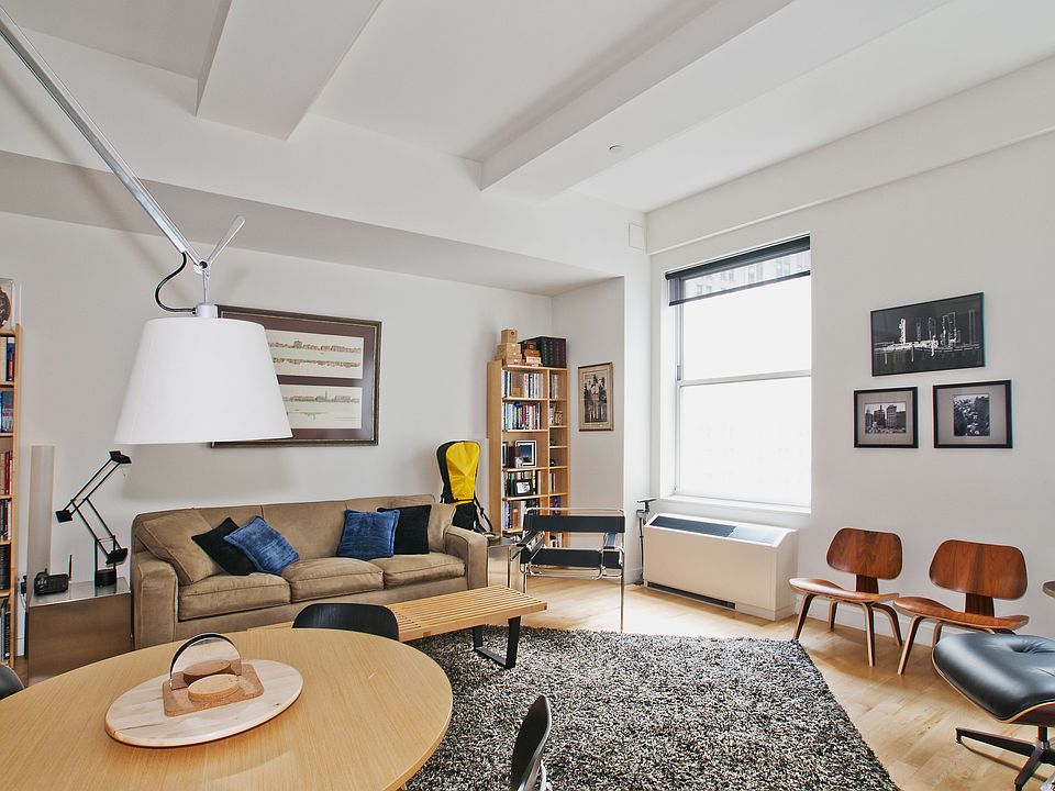 1st image of 15 Broad St APT 1002