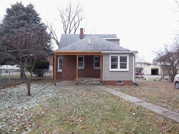 3rd image of 261 Lincoln Ave