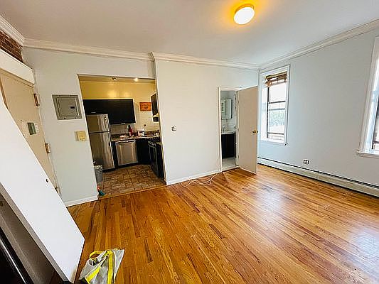 2nd image of 4004 36th Ave #C3