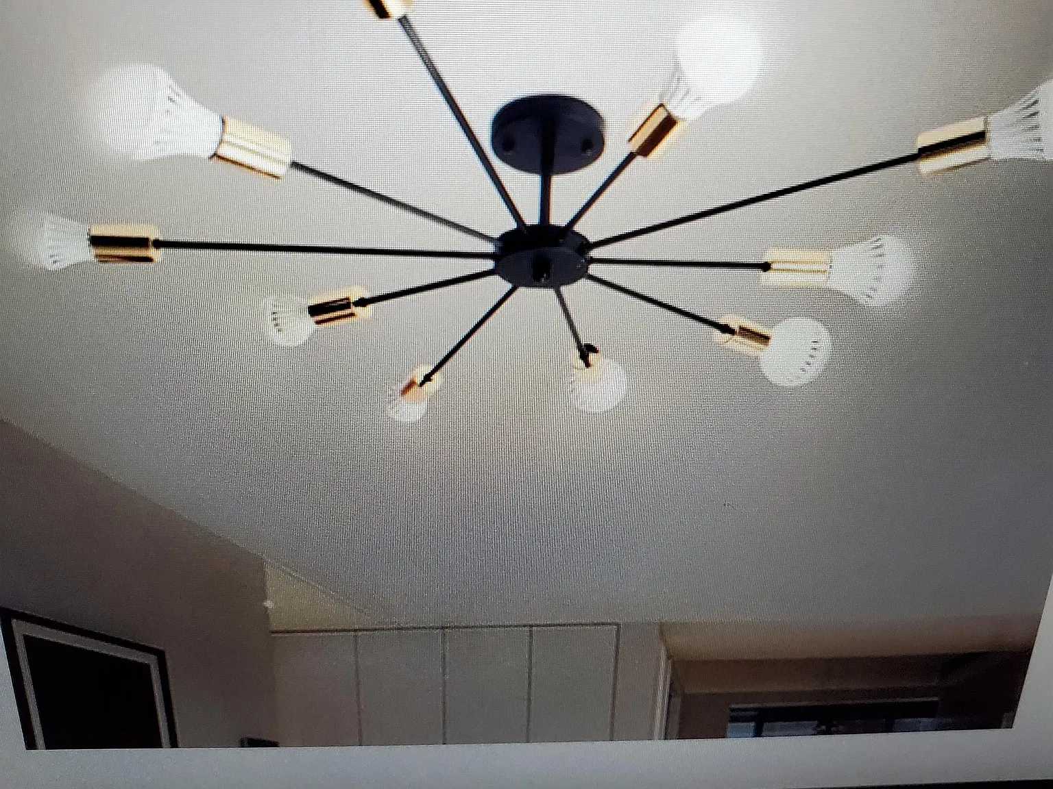 5500 West Thompson Street - 1st Furnished — Photo 1