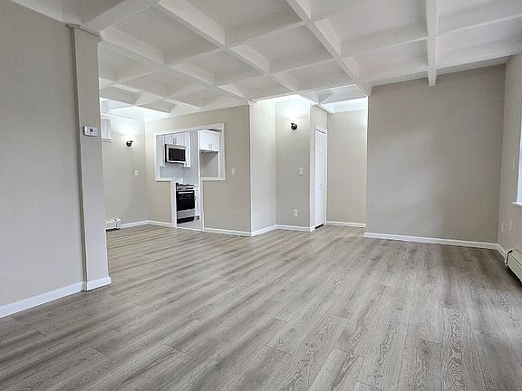 2nd image of 144-27 Grand Central Pkwy Unit 67GA