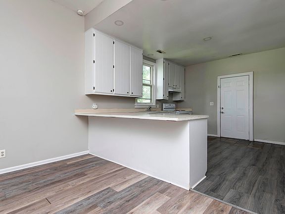 5th image of 808 N Mccanse Street