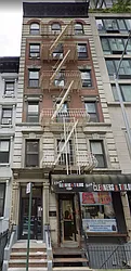 304 East 77th Street in Lenox Hill