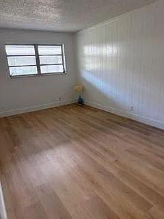 4511 NE 21st Ave #6 — Photo 5