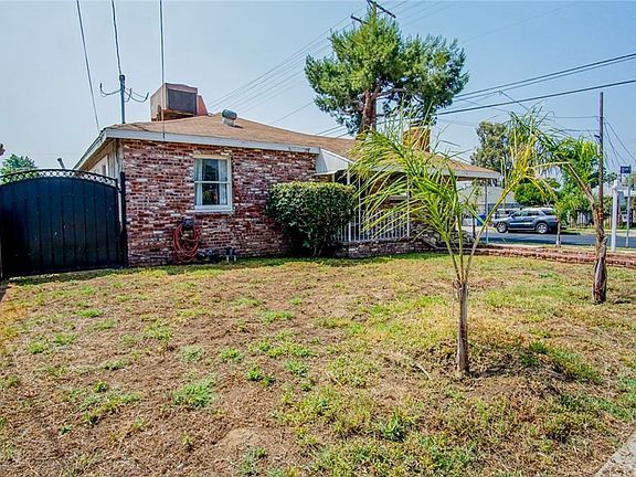 3rd image of 14556 Oro Grande St