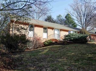 325 Key West Dr, Charlottesville, VA 22911