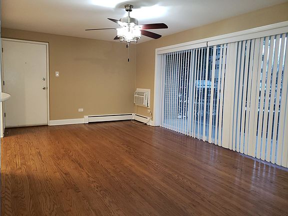3rd image of 945 8th Ave APT 1