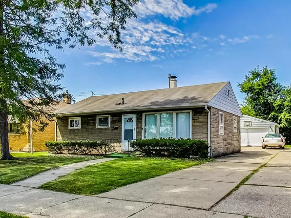 2920 S 11th Ave, Broadview, IL 60155