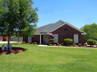 226 Lighthouse Dr, Dothan, AL 36305