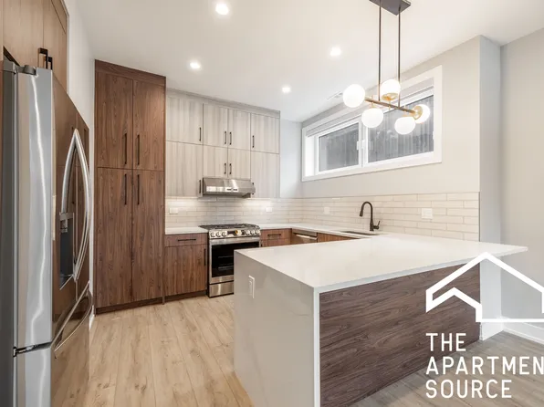 2355 W Flournoy St #G02, Chicago, IL 60612