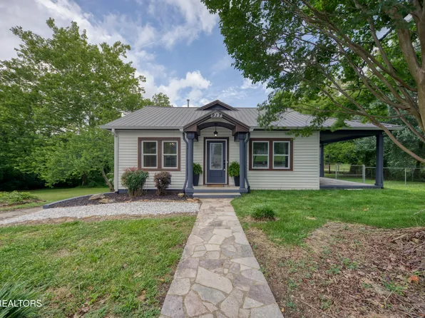 917 Centeroak Dr, Knoxville, TN 37920